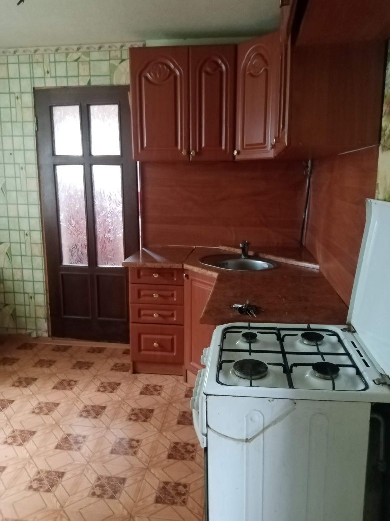 Будинок зі зручностями в Халявині  на два входи