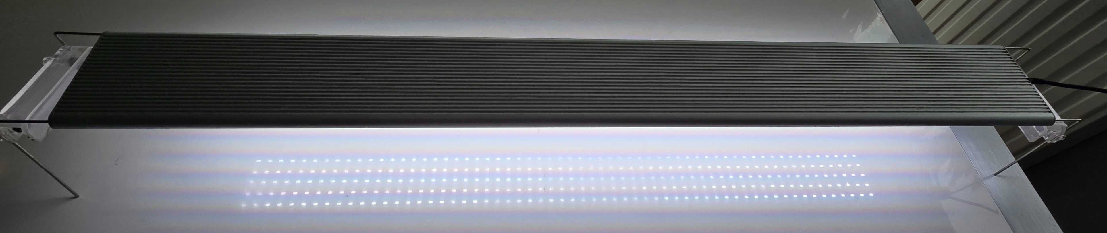 Chihiros A LED A-901 PLUS [95W]  z BT Chichiros Commander 1 controller