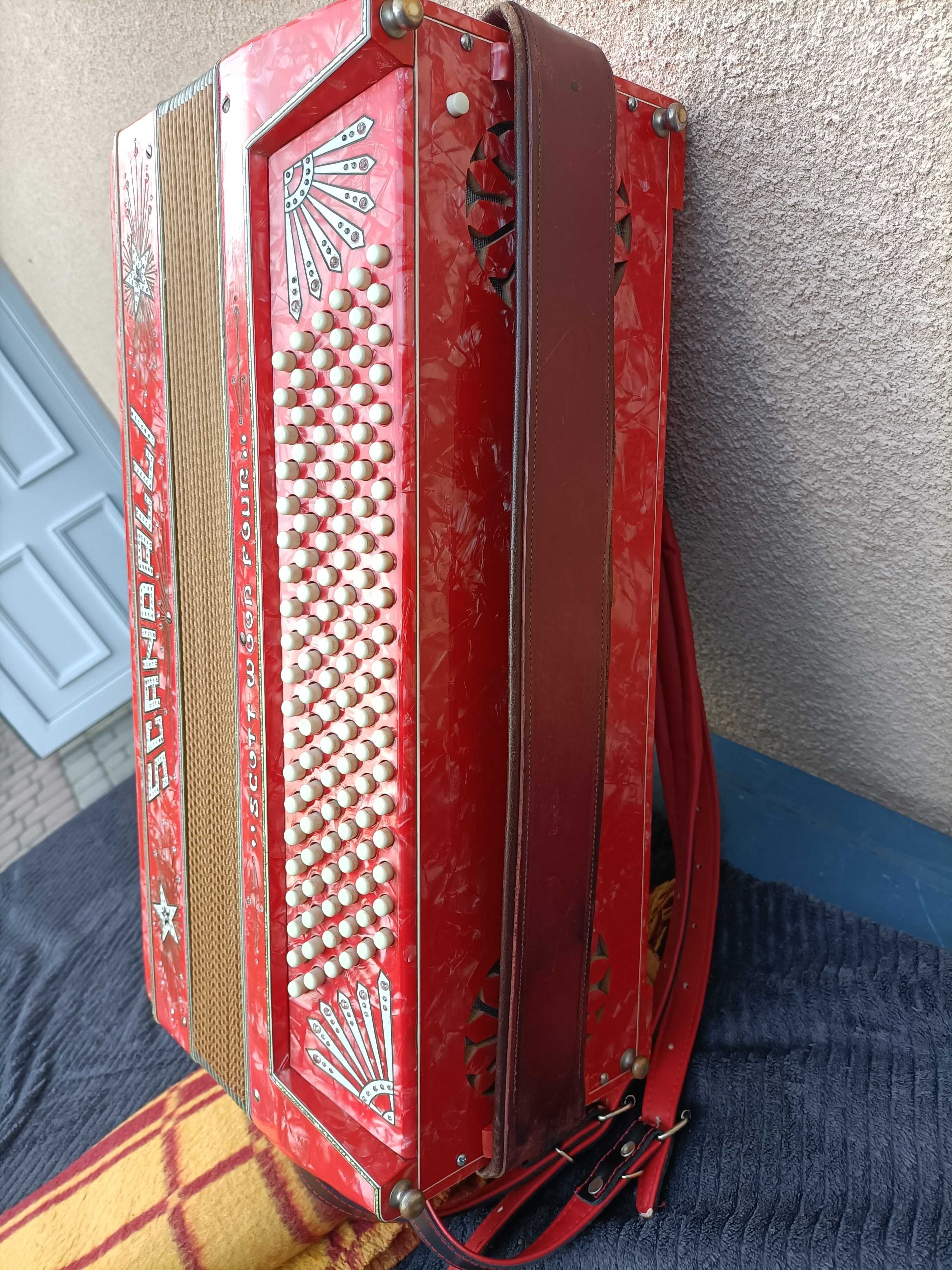 Akordeon Scandalli