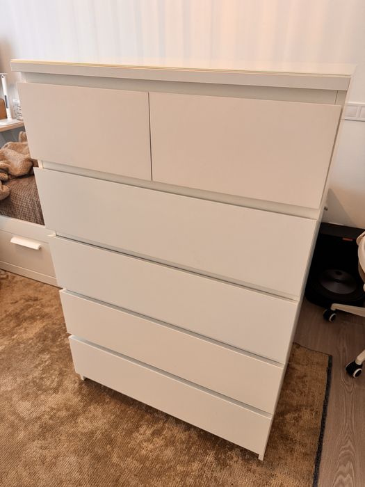 Malm Cómoda 6 Gavetas com Vidro