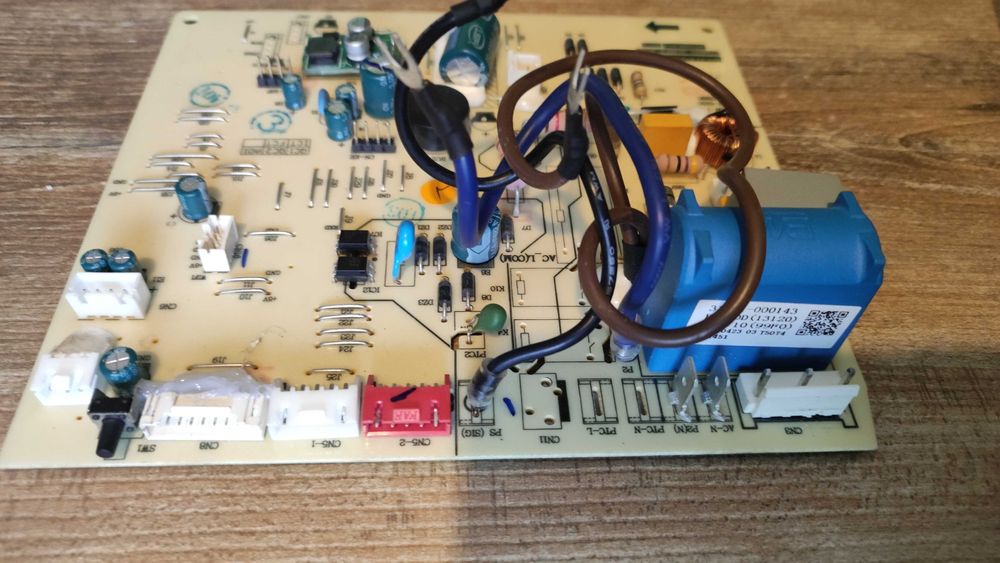 Płyta sterująca jednostki wewnętrznej klimatyzatora Rotenso Roni 6,8Kw