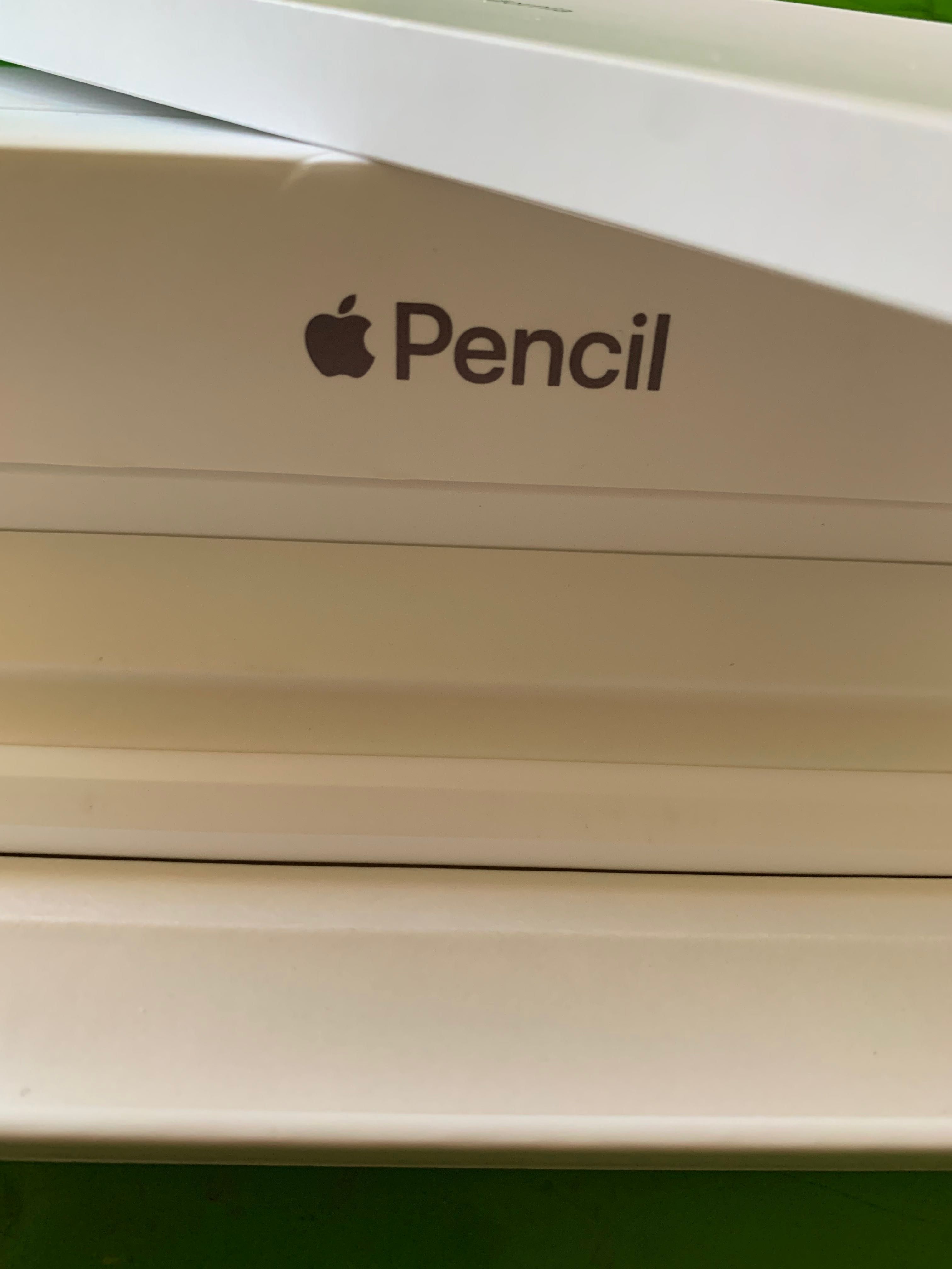 Pencil 1/2 Apple олівець пенсіл