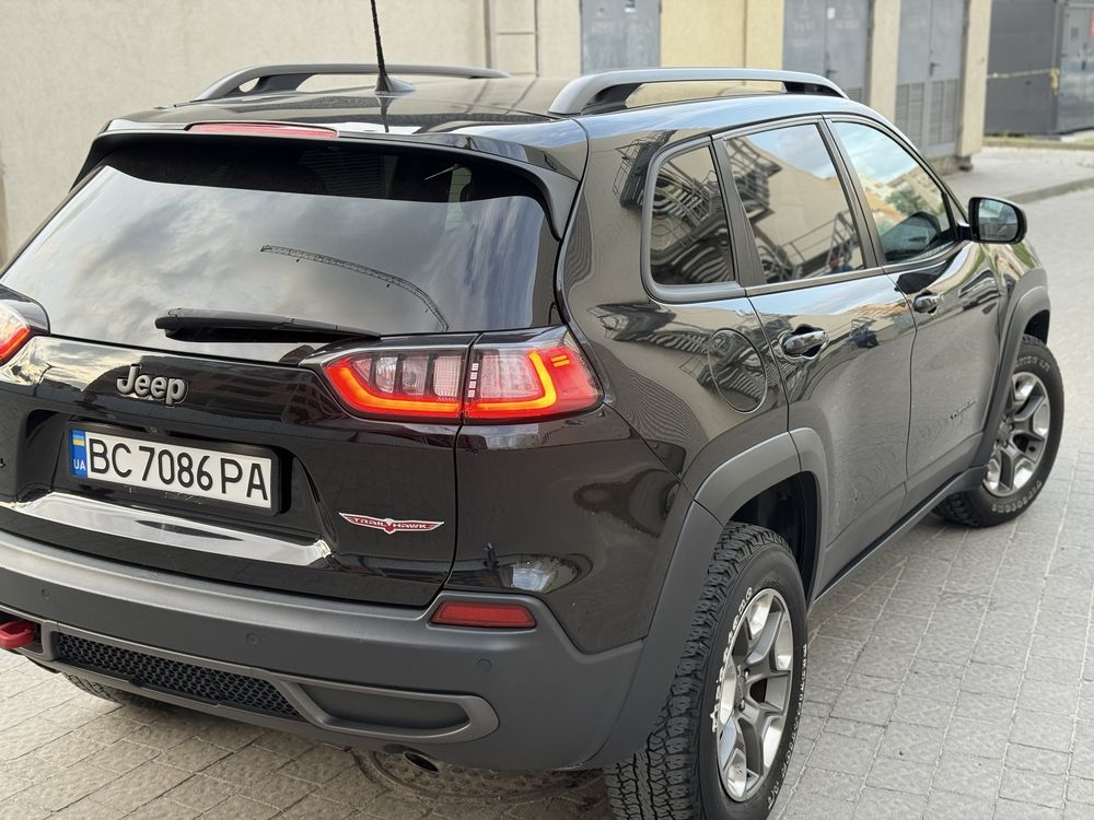 Jeep Cheroke Trail Hawk