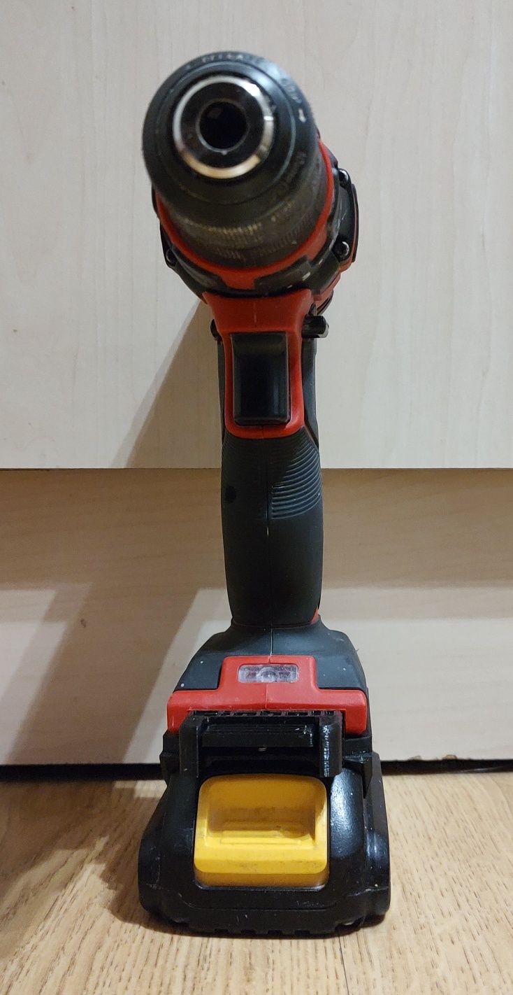 Adapter Einhell Power X Change na baterie DeWalt XR18