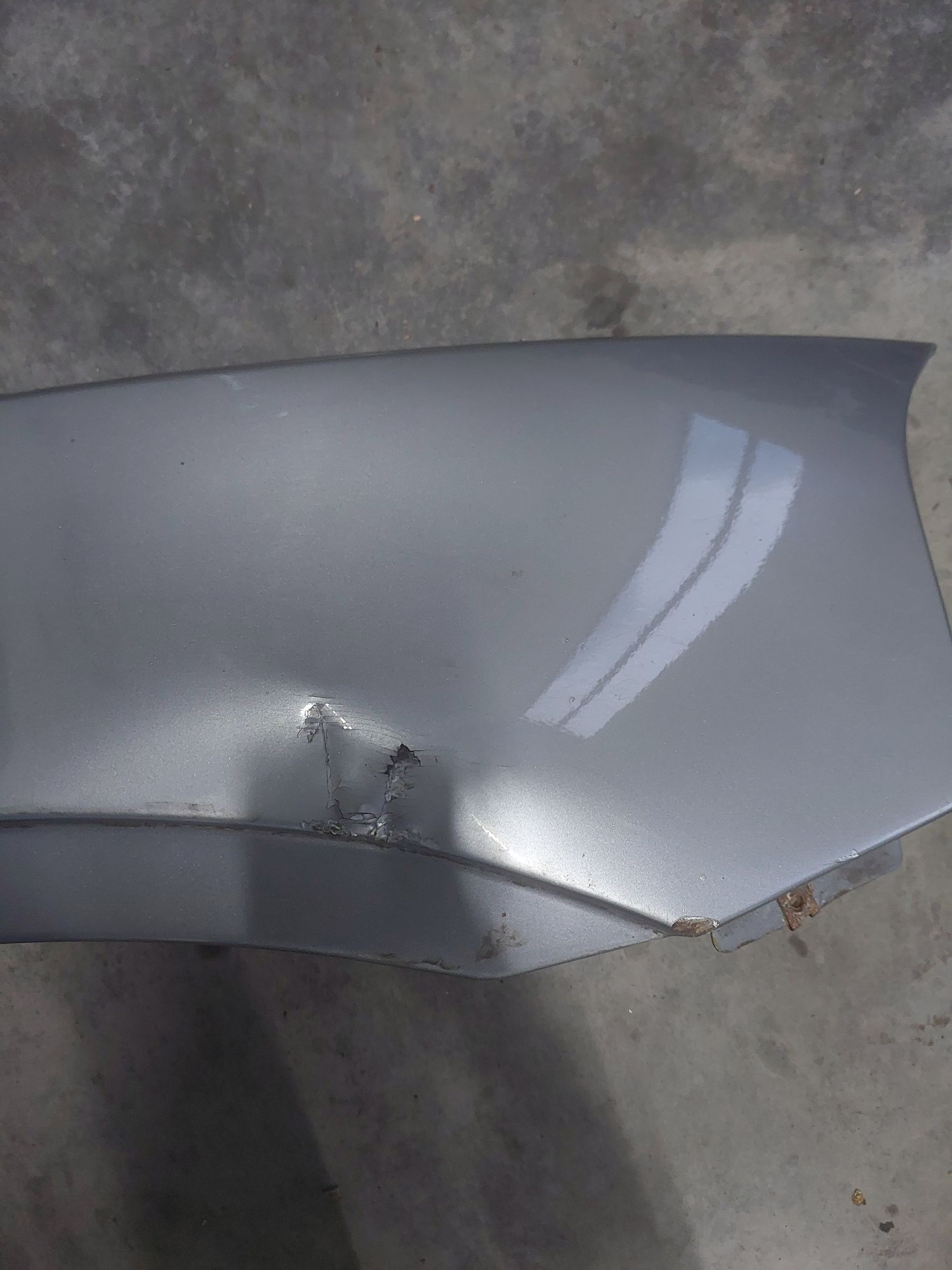 Крило переднє права BMW X3 E83 2004-2011