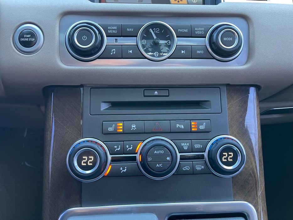 Land Rover Range Rover Sport 5.0 Supercharger Restyling Офіційне авто