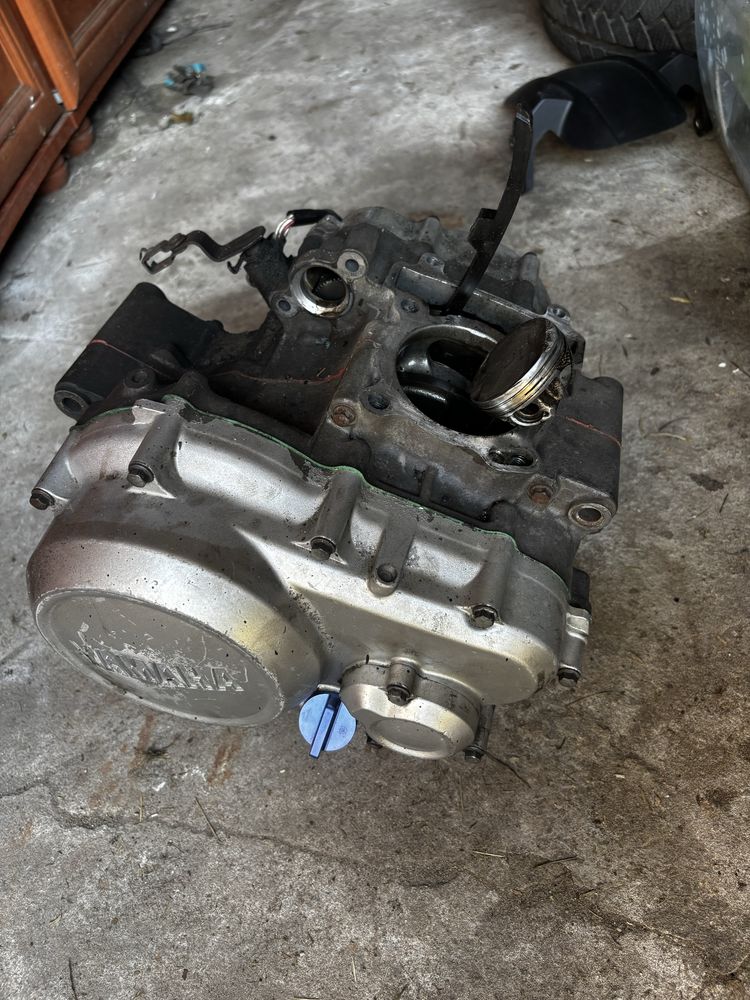 Silnik Yamaha WR125X – sprawne kartery i skrzynia biegów, części