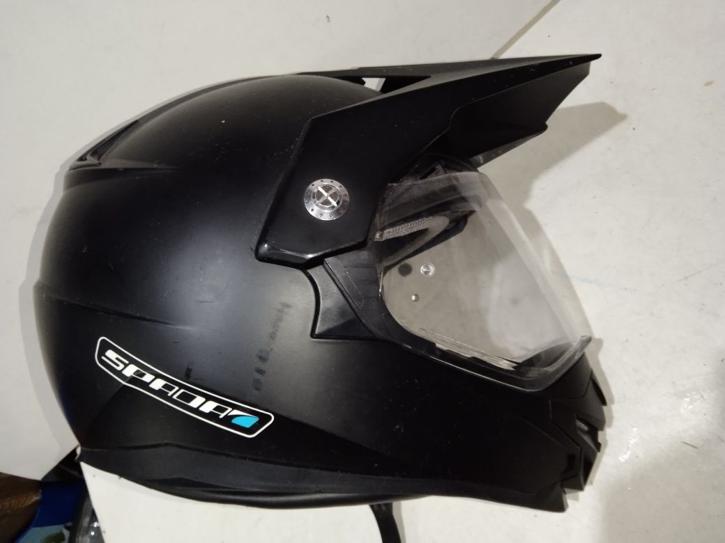 Kask motocyklowy ENDURO rozmiar L super stan