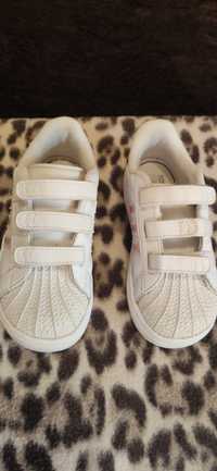 Adidas super star menina 27