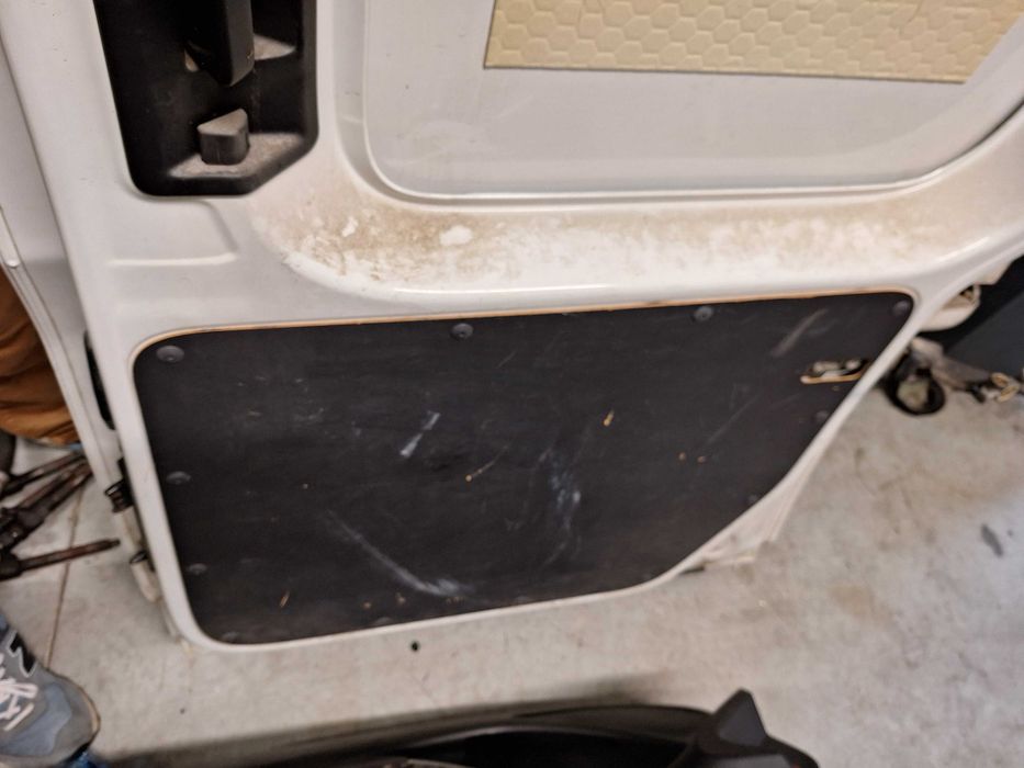 Drzwi prawe boczne przesuwne vw caddy 2k maxi long 04-15r