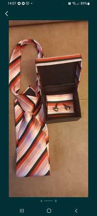 Продам наборы галстуков с запанками и платочками