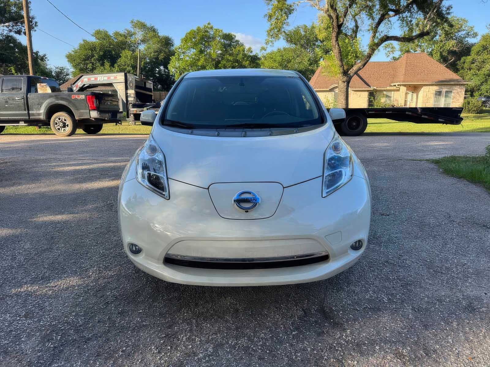 2015 Nissan LEAF
