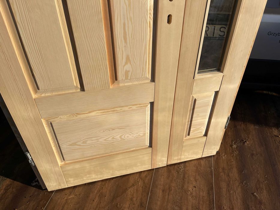 Drzwi zewnętrzne drewniane 900 OFERT ocieplane dwuskrzydłowe SOSNOWE