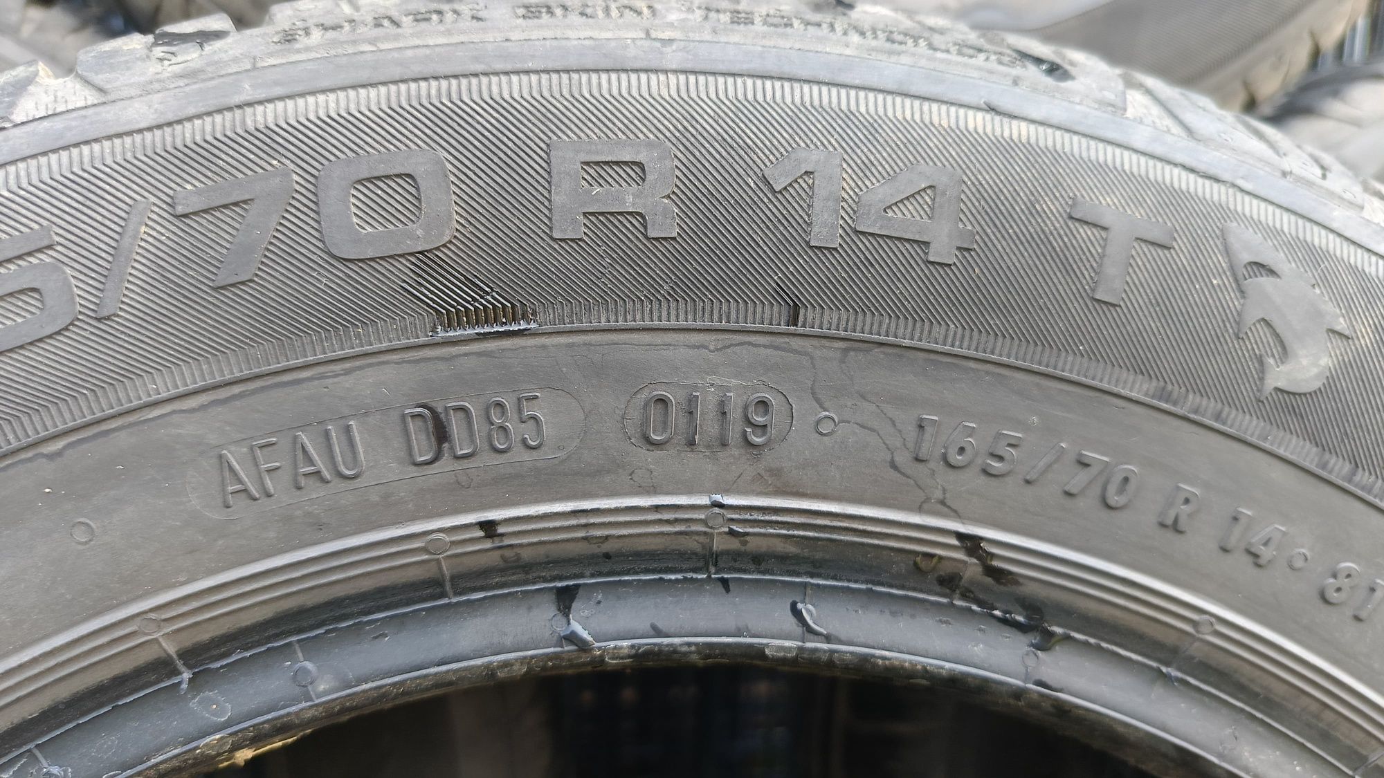 Opony Uniroyal letnie 165/70 r 14, 4 sztuki