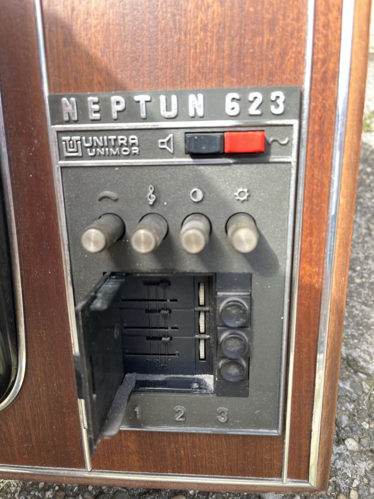 Telewizor Neptun 623