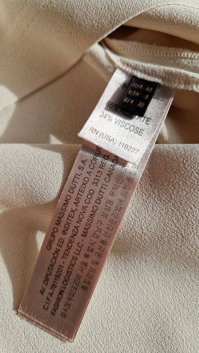 Urocza sukienka Massimo Dutti roz. L kremowa acetate wiskoza wesele ok