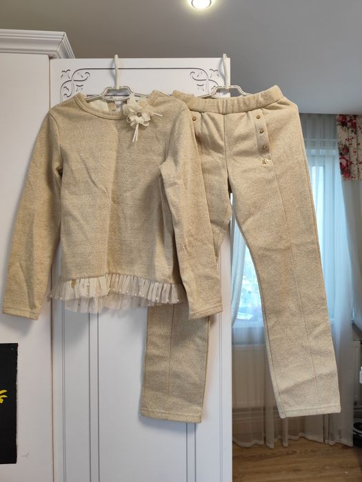 Нарядный костюм для девочки р.134