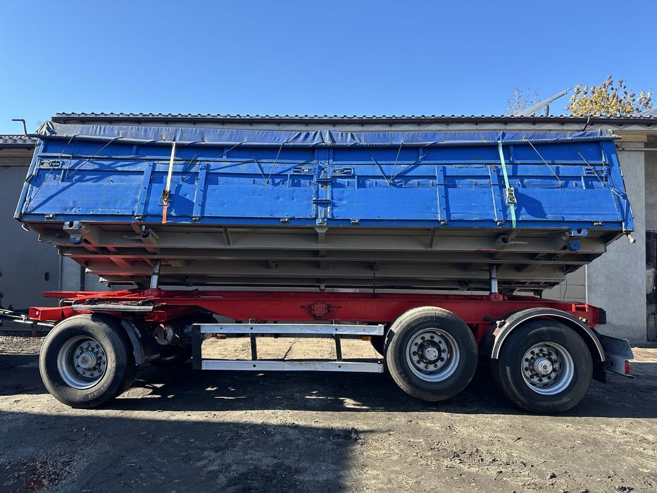 Przyczepa rolnicza wywrotka dwutłokowa