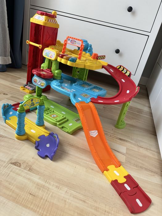Garaż vtech autka tut tut sprawny