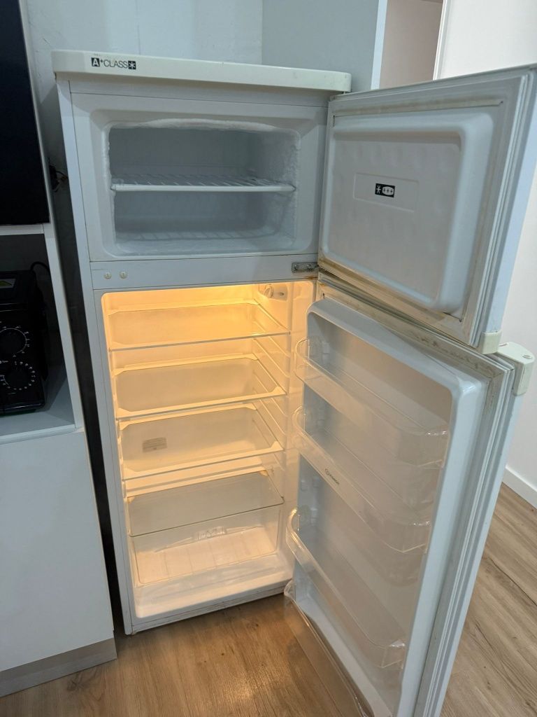 Frigorífico Indesit