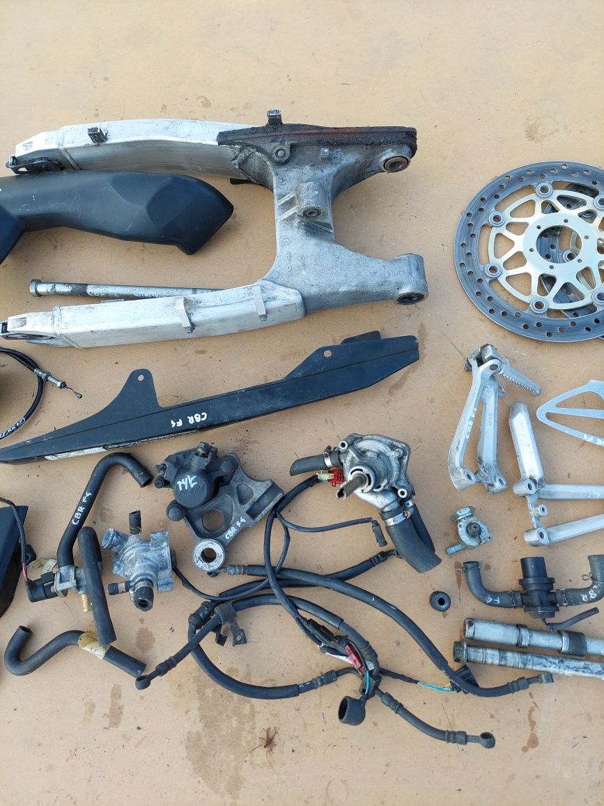 Honda cbr f4 600 lampa gaźnik stacyjka moduł tarcze set bak laga pompa