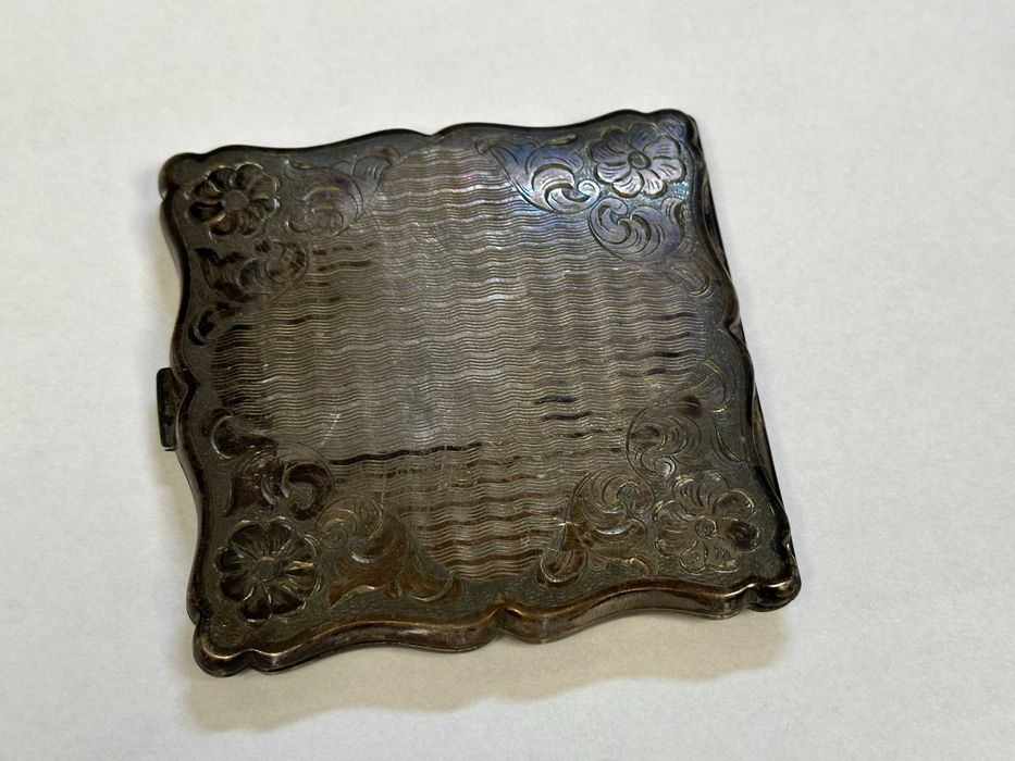 Stara srebrna puderniczka - Polska - pr. 800