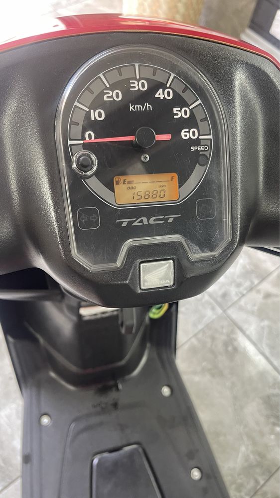 Скутер  Honda tact 50 Af 79 На Документах