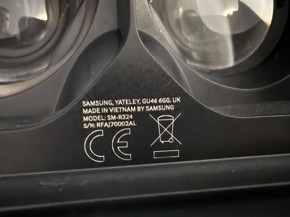 Віртуальні окуляри для смартфонів Samsung Gear VR