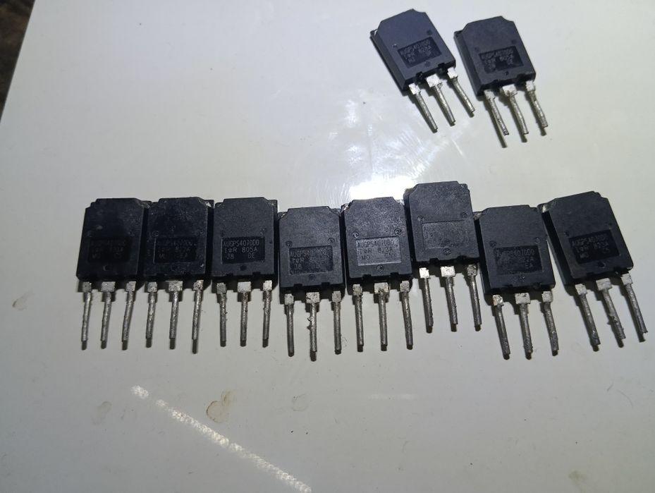 Транзістор AUGPS4070D0