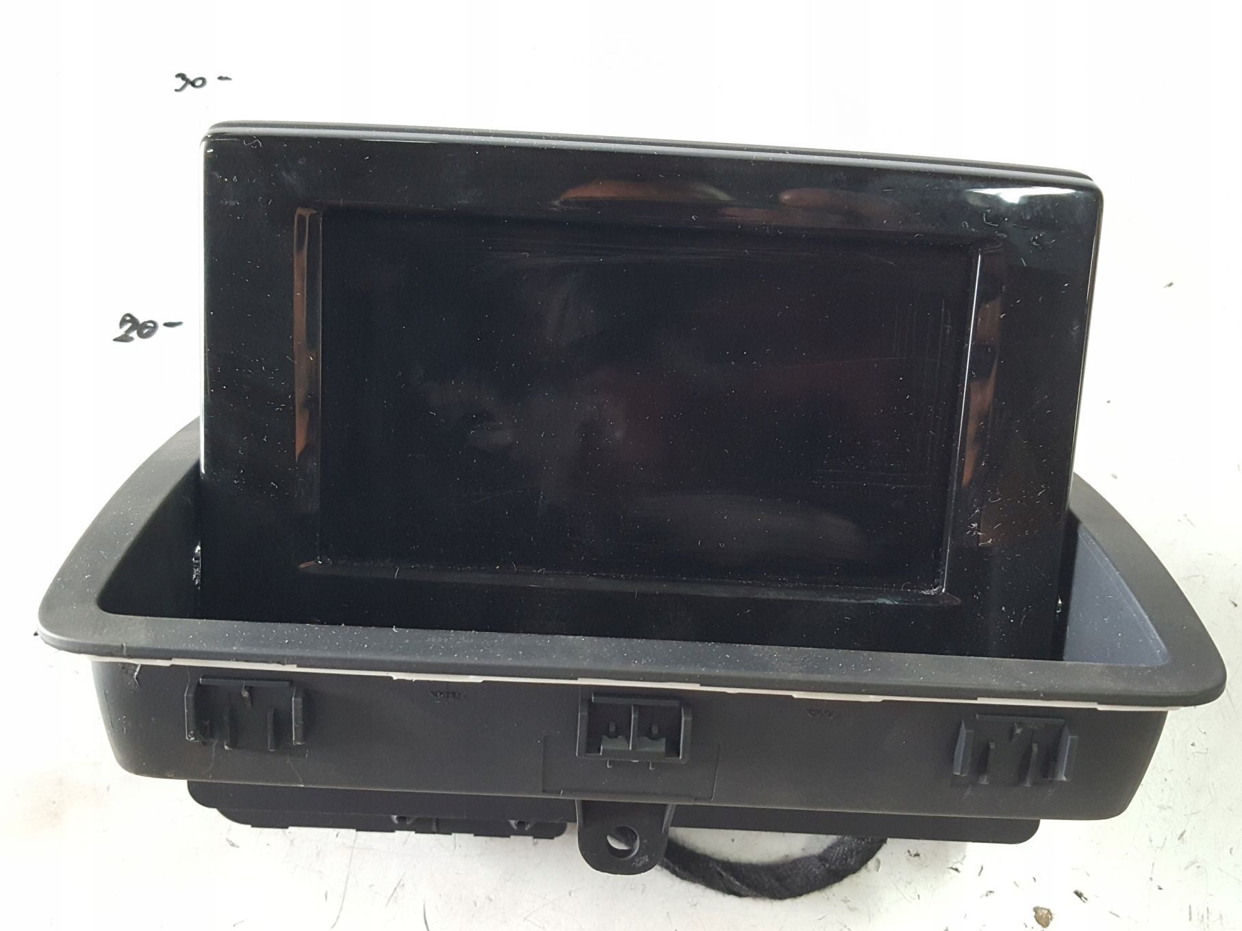 AUDI Q3 8U 11-14r WYŚWIETLACZ MONITOR NAWIGACJI MMI