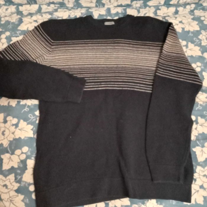 легкий чоловічий светр розмір 50