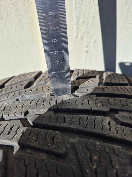 Продам шины зимние Nokian Nordman RS2 SUV 225/65 R17 б/у 4шт.