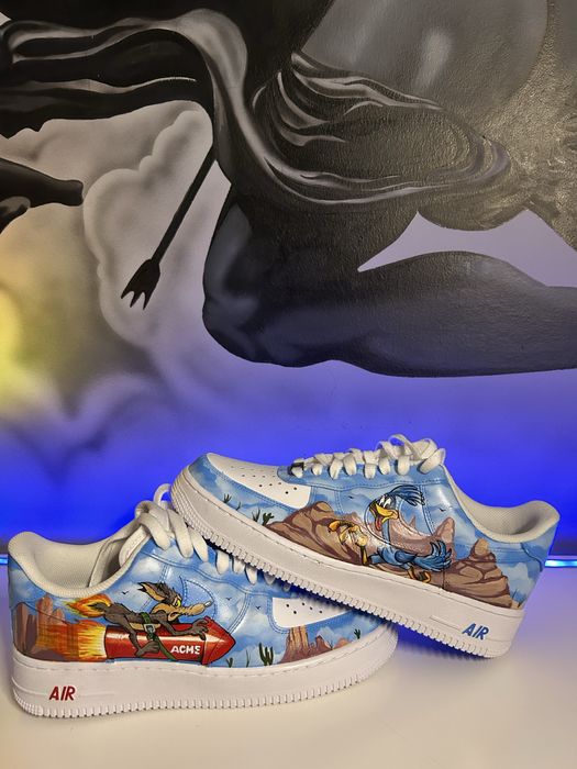 Tenis/ tshirt personalizadas a mão