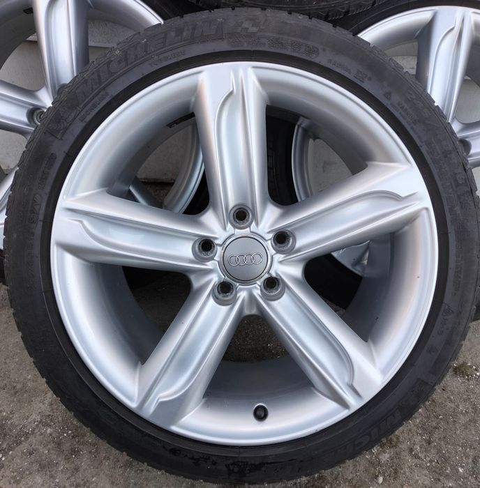 Felgi z oponami zimowymi Audi A4 A5 A6 A8 9x18 ET52 5x112