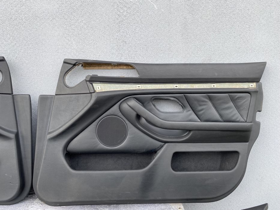 Карти BMW E39 Шкіра Чорна БМВ Е39 Кожа Карта Дверна