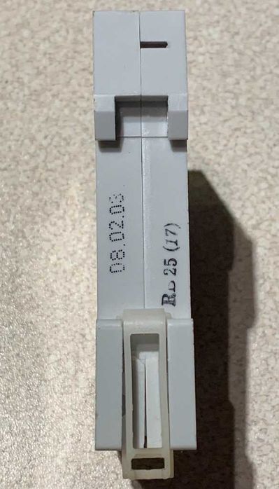 Wyłącznik Nadprądowy Bezpiecznik FAEL S301 P25 25A 1P B 230/400V