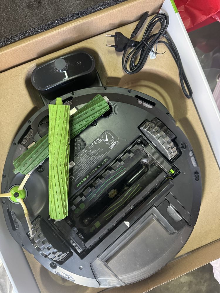 Aspirador Irobot Romba i7