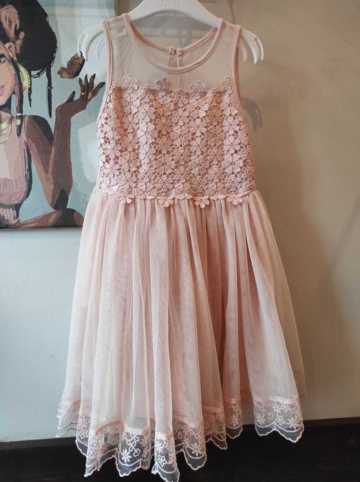 Świąteczna Waikiki sukienka z tiulem i koronką różowa strój 110 116