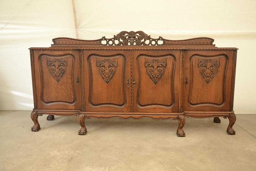 komoda chippendale bufet