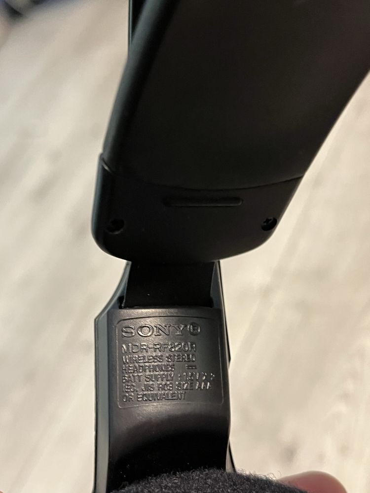 Наушники Sony TMR-RF-850R