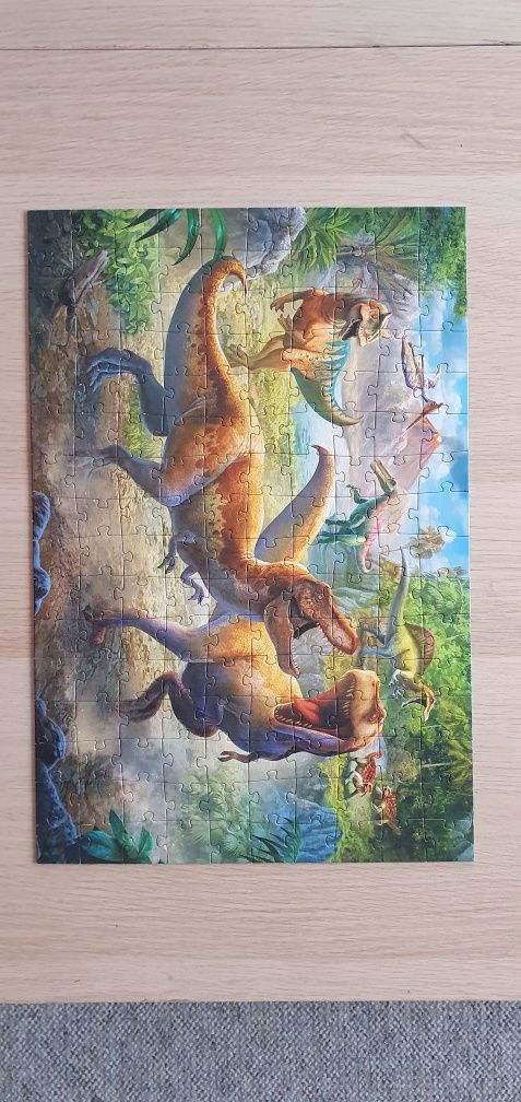 Puzzle dinozaury