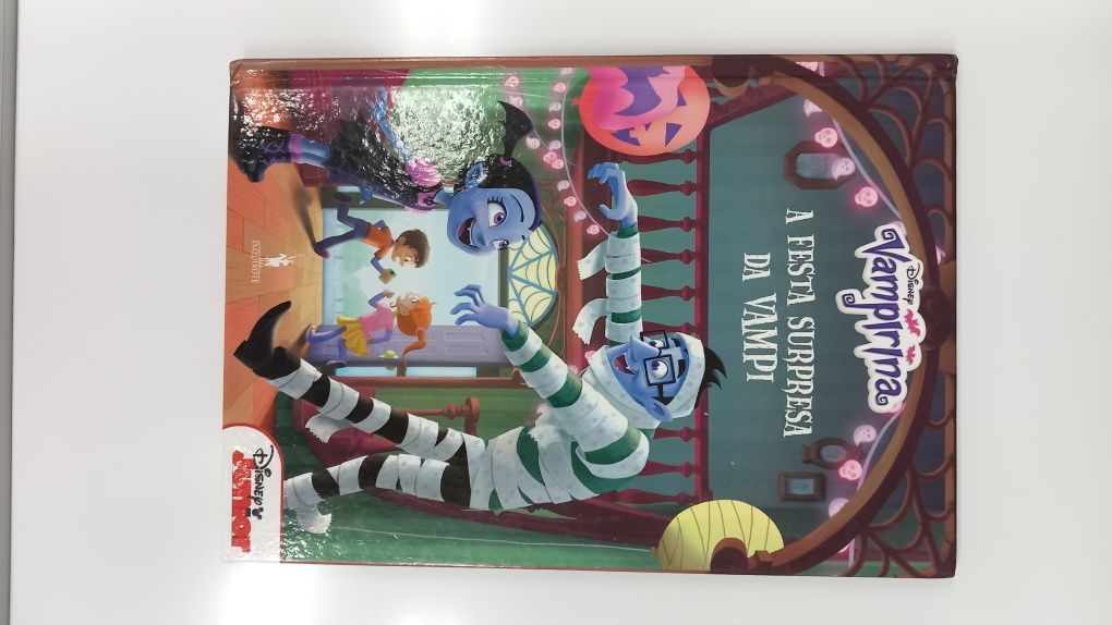 Coleção de Livros Vampirina