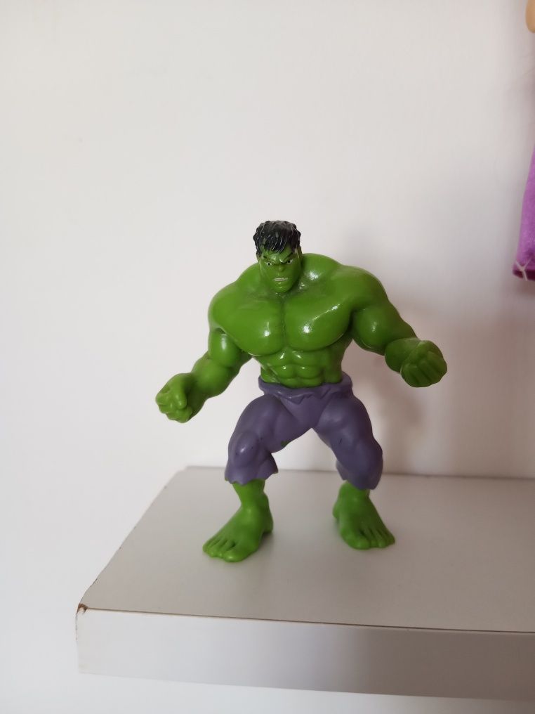 Brinquedo Figura Hulk 8,5cm