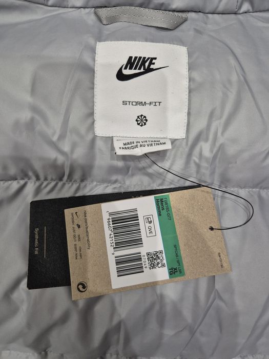 Куртка Nike Storm-fit Windrunner Primaloft FB8185-077