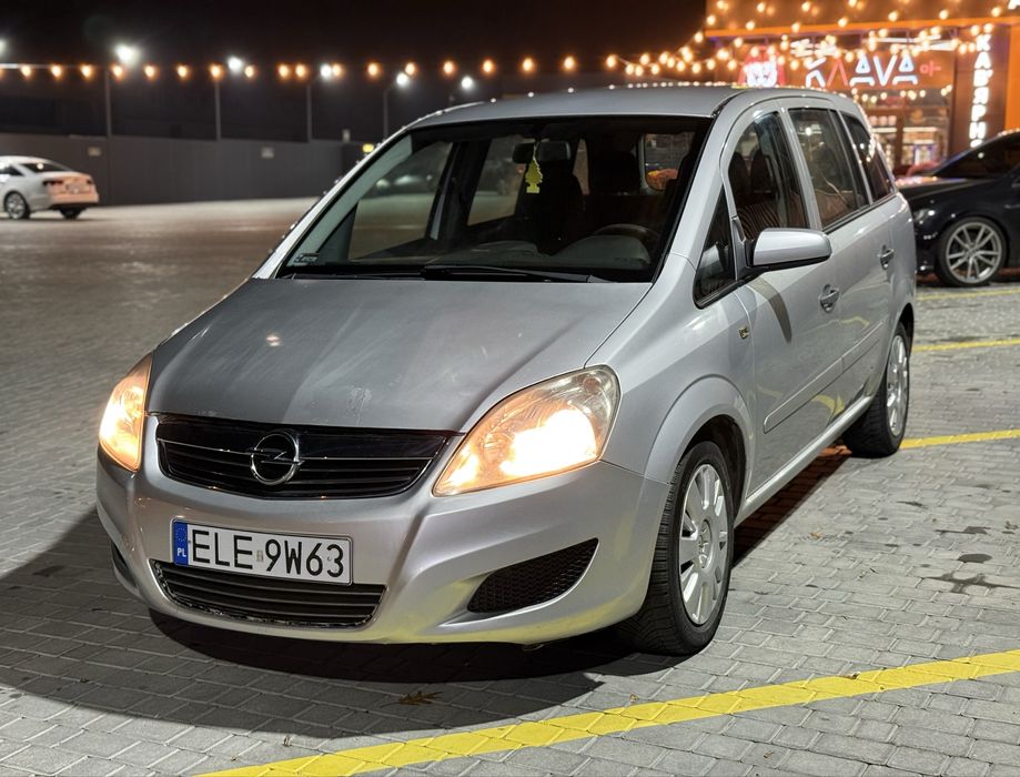 Opel Zafira B, 1.9 дизель, 6ст механика.
