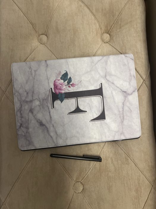 Tablet Lenovo Tab 10m com 2 capas carregador e pelicula