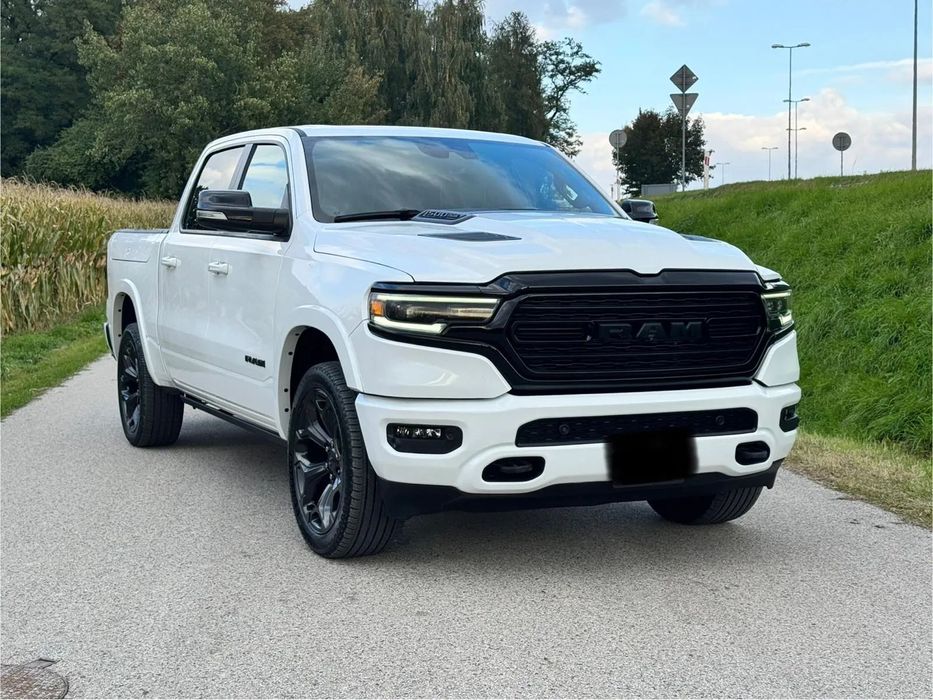 RAM 1500 Ram 1500 Limited Crew Cab! RamBox!