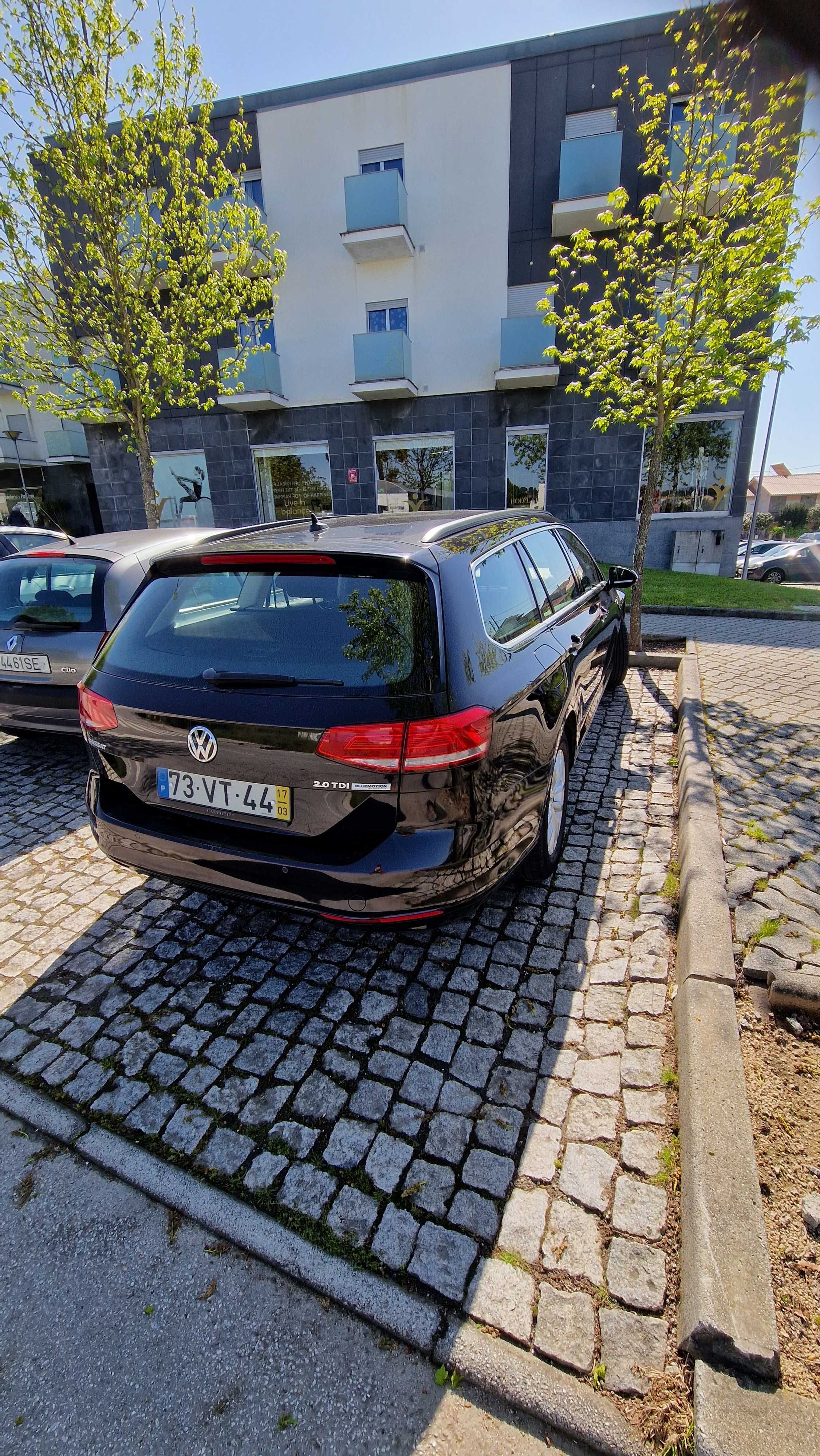 VW Passat Highline 2.0 TDI BlueMotion | Automático | Impecável