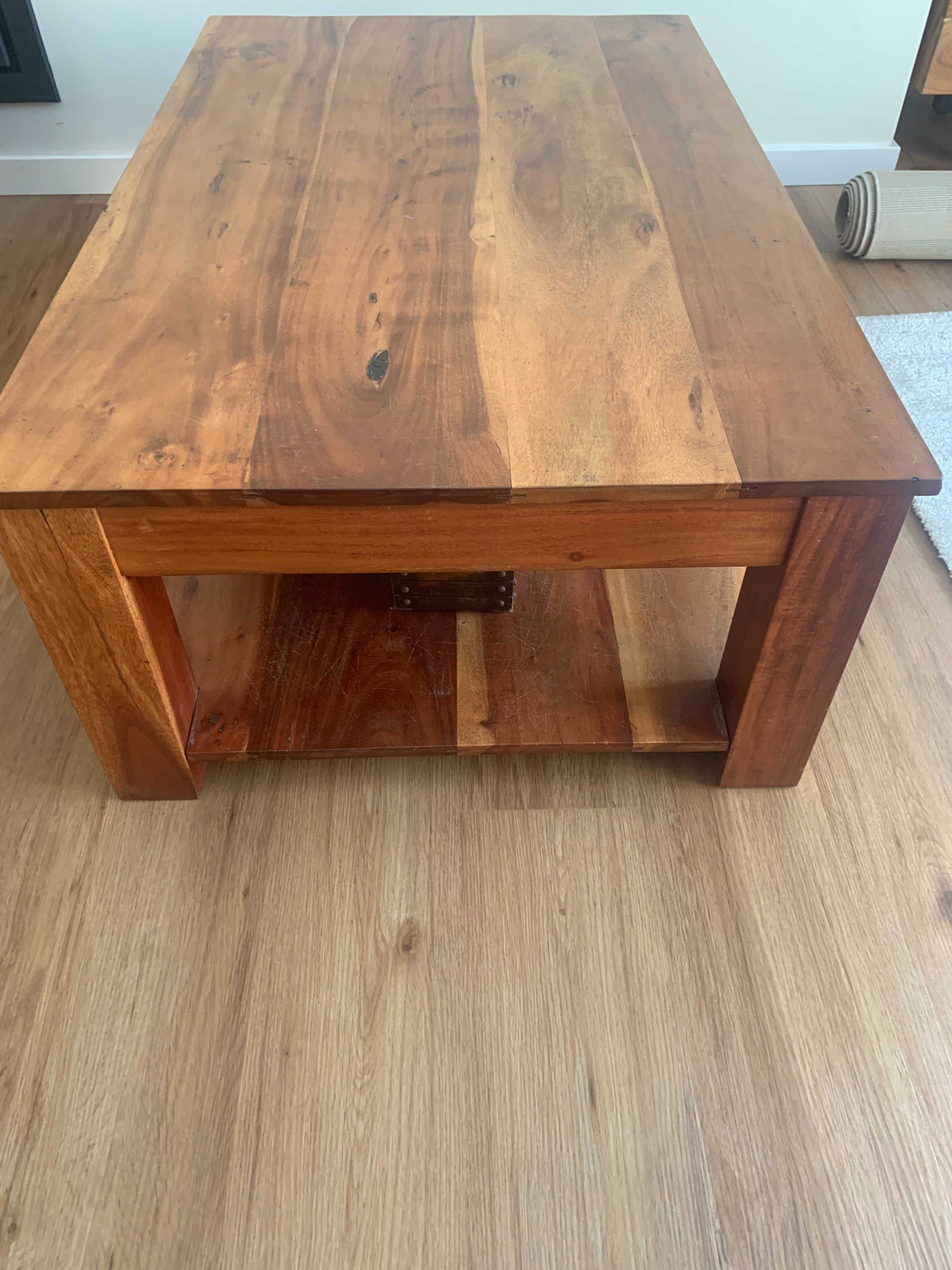 Mesa de centro para sala de estar/jantar em madeira maciça