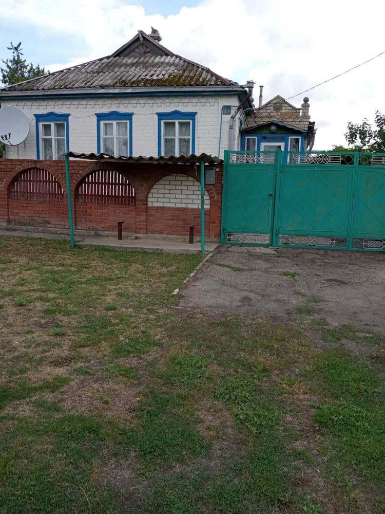 Будинок 75кв з ділянкою 14 соток